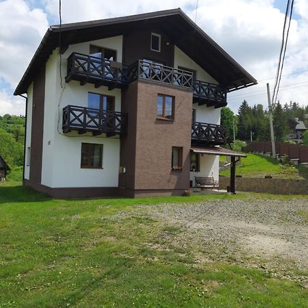 Guest House Stari Druzy Slavske Exteriör bild