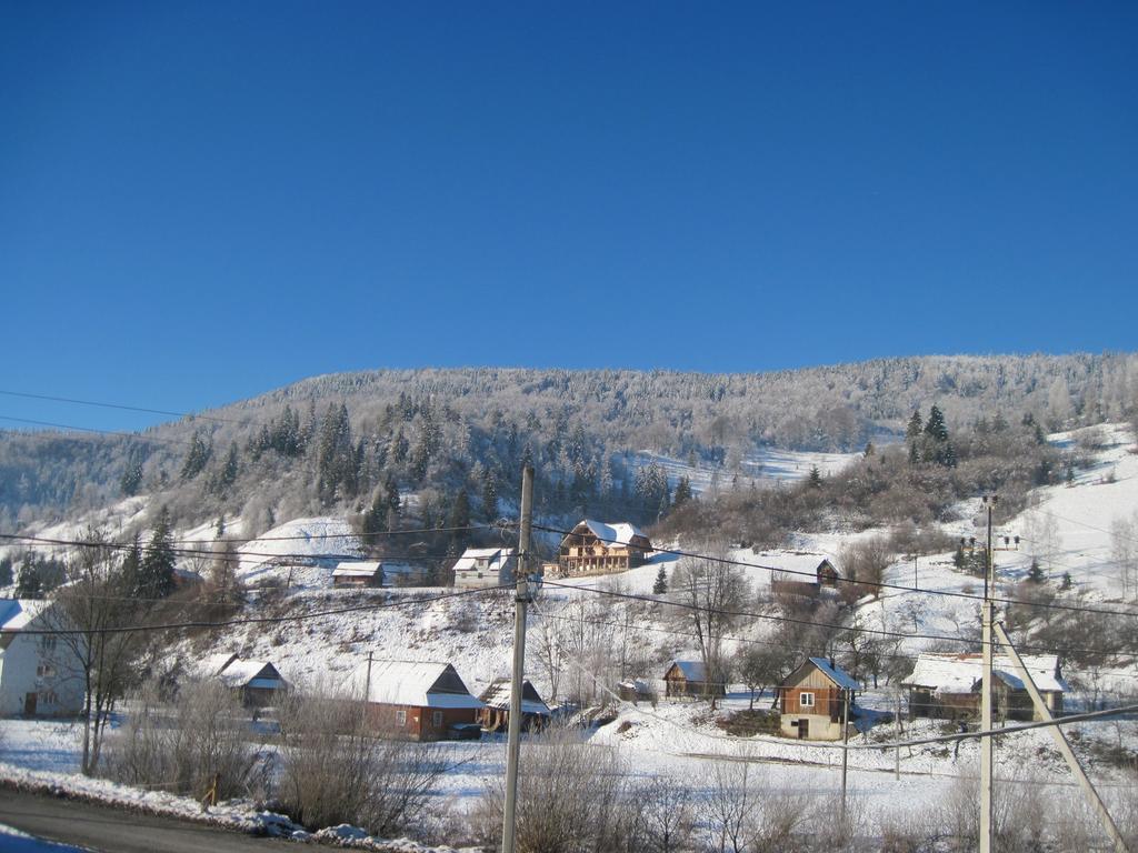 Guest House Stari Druzy Slavske Exteriör bild